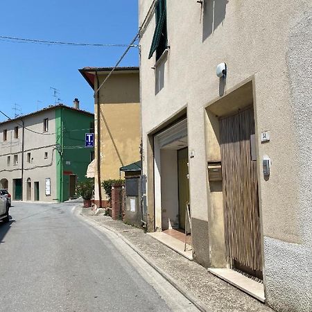 Saba'S House Apartment Ghizzano ภายนอก รูปภาพ